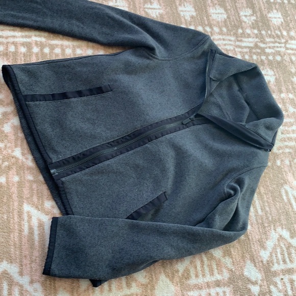 Lululemon grey black trim fleece jacket sz 4 - Picture 2 of 7